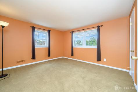 31 Starlit Drive Middlesex NJ 08846