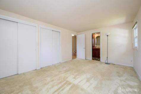 31 Starlit Drive Middlesex NJ 08846