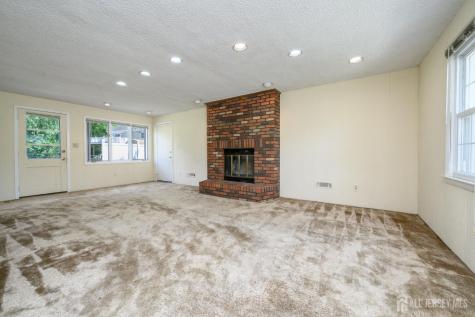 31 Starlit Drive Middlesex NJ 08846