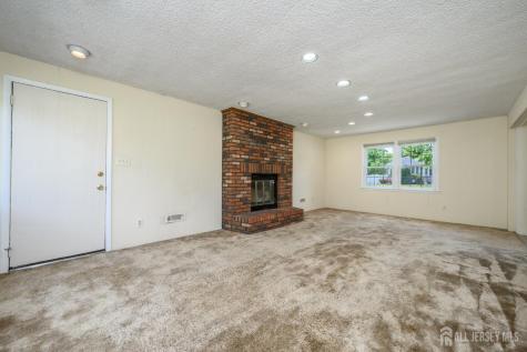 31 Starlit Drive Middlesex NJ 08846