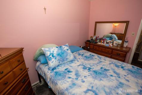 10 Schmitt Street Sayreville NJ 08872