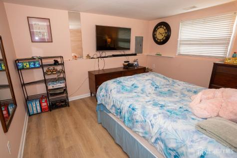 10 Schmitt Street Sayreville NJ 08872