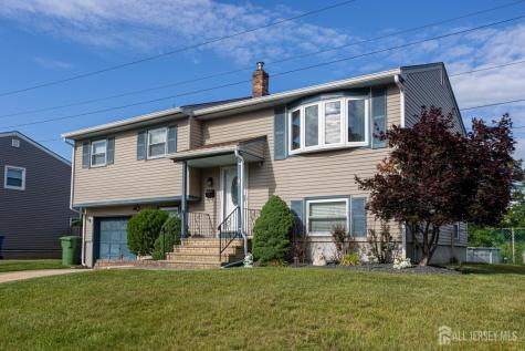 10 Schmitt Street Sayreville NJ 08872