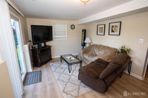 10 Schmitt Street Sayreville NJ 08872