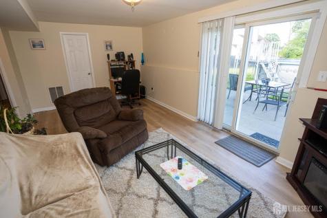 10 Schmitt Street Sayreville NJ 08872
