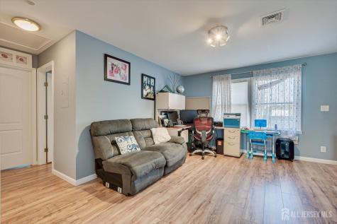 40 Wedgewood Avenue Woodbridge Proper NJ 07095