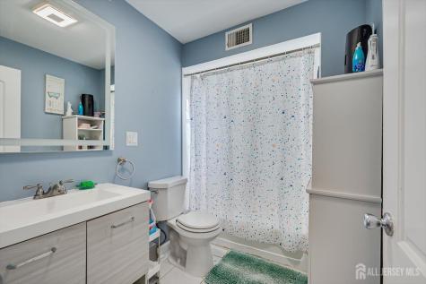 40 Wedgewood Avenue Woodbridge Proper NJ 07095