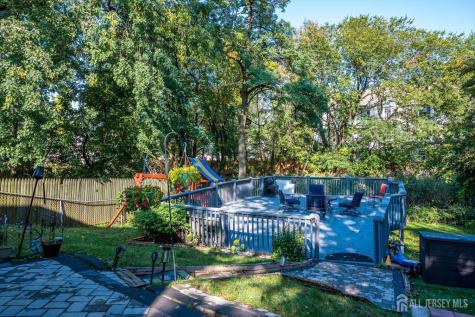 40 Wedgewood Avenue Woodbridge Proper NJ 07095