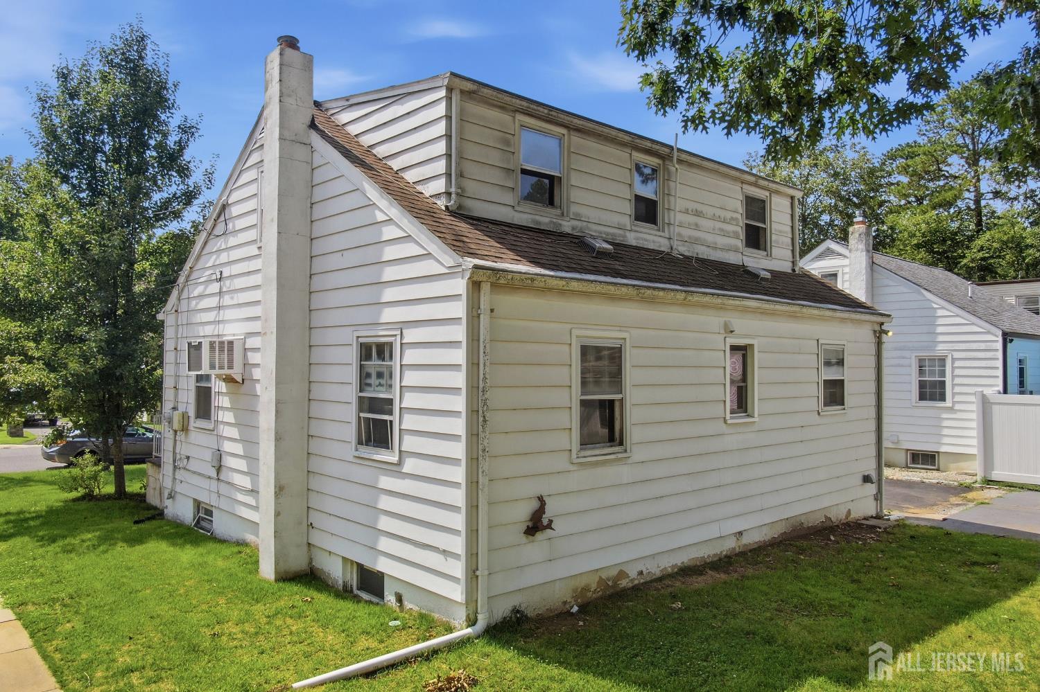 42 Brookwood Road Spotswood NJ 08884