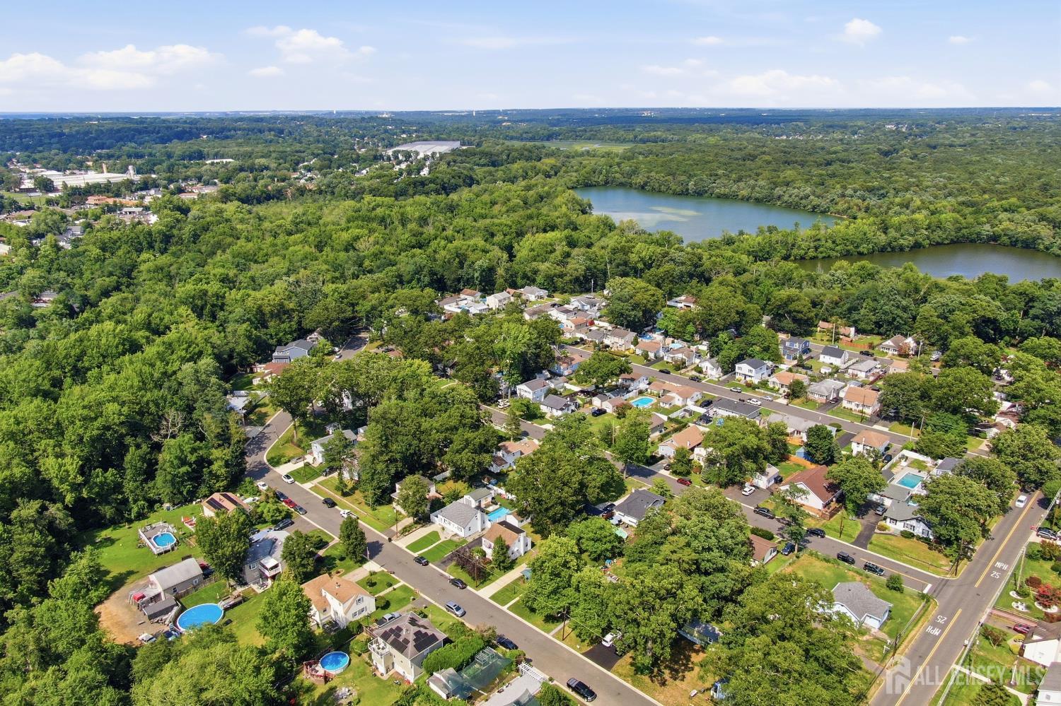 42 Brookwood Road Spotswood NJ 08884