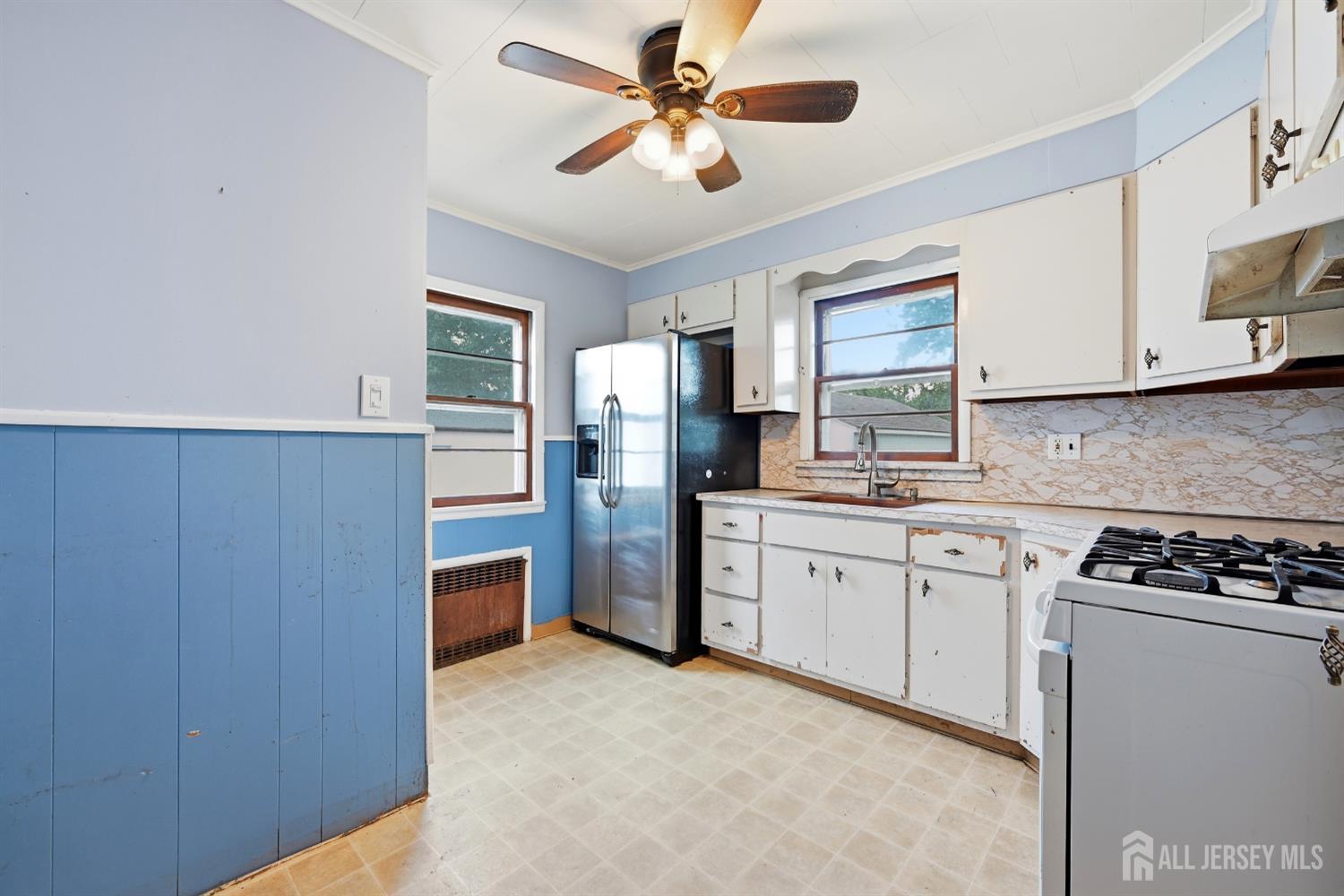 42 Brookwood Road Spotswood NJ 08884