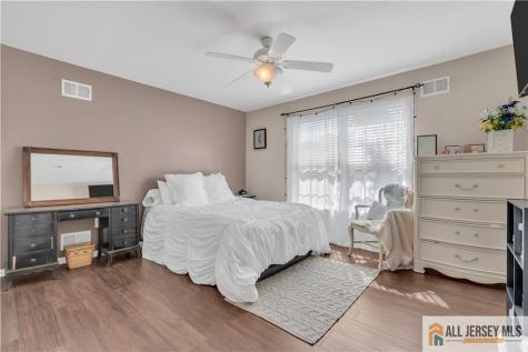 7 Duchess Drive Monroe NJ 08831