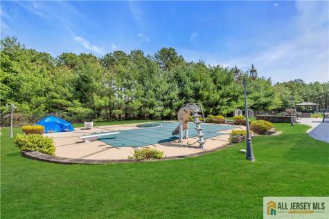 7 Duchess Drive Monroe NJ 08831