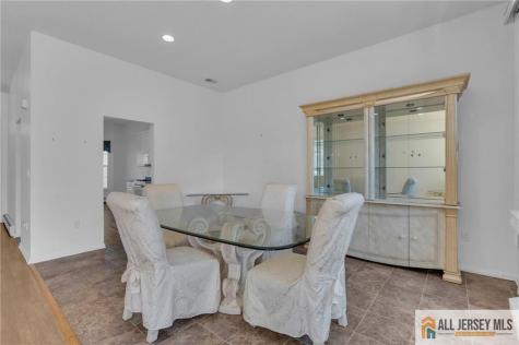 12 Bellflower Drive Lakewood NJ 08701