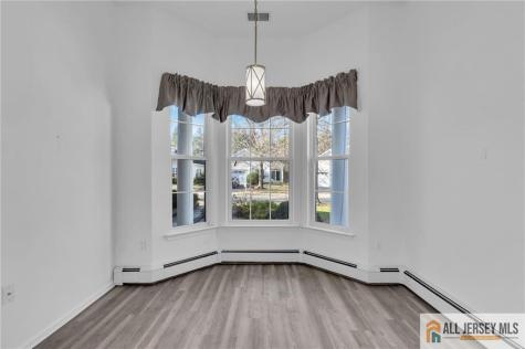 12 Bellflower Drive Lakewood NJ 08701