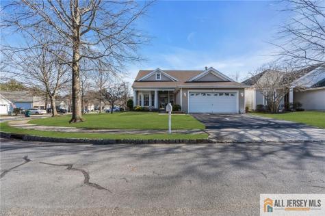 12 Bellflower Drive Lakewood NJ 08701