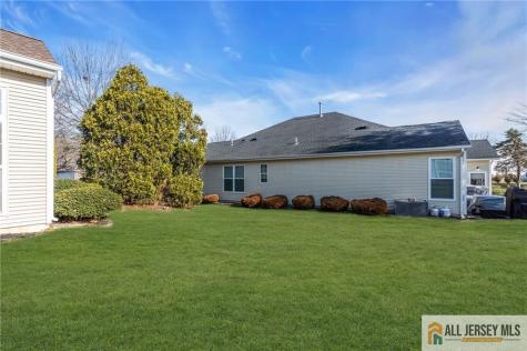 12 Bellflower Drive Lakewood NJ 08701