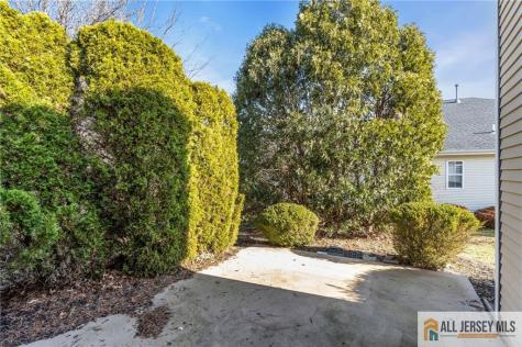 12 Bellflower Drive Lakewood NJ 08701