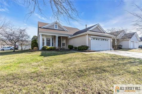 12 Bellflower Drive Lakewood NJ 08701