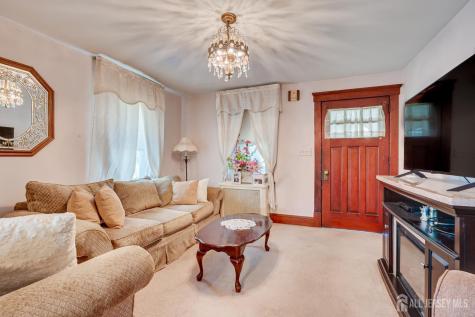 17 Vanderbuilt Place Woodbridge Proper NJ 07095