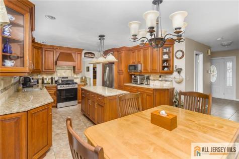 12 Anderson Avenue Monroe NJ 08831