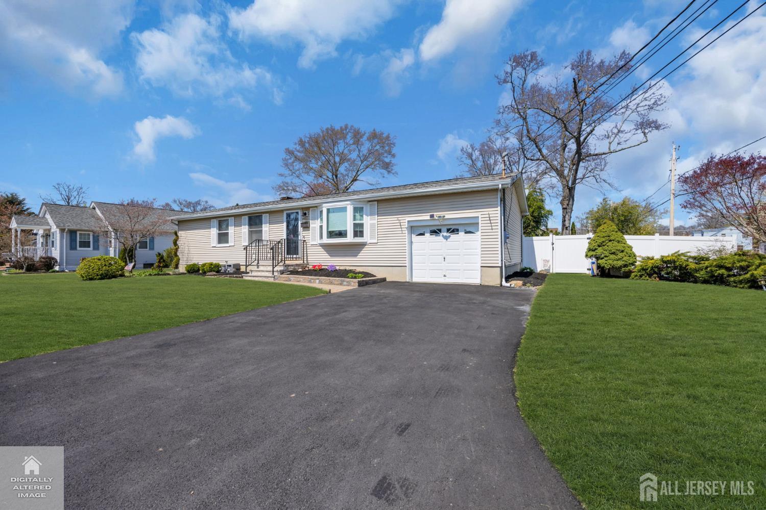 71 Pine Street Spotswood NJ 08884