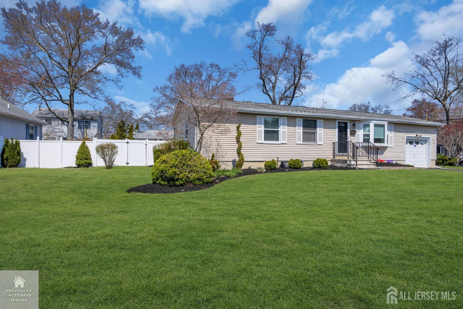 71 Pine Street Spotswood NJ 08884
