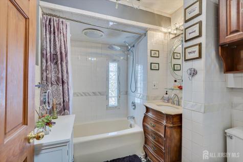 110 Normandy Road Colonia NJ 07067