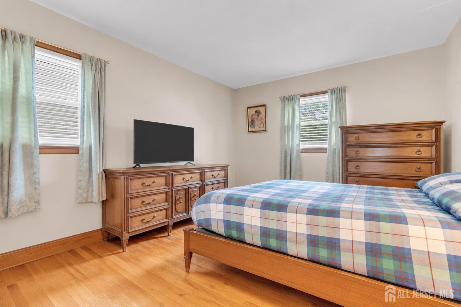 231 Temple Way Colonia NJ 07067
