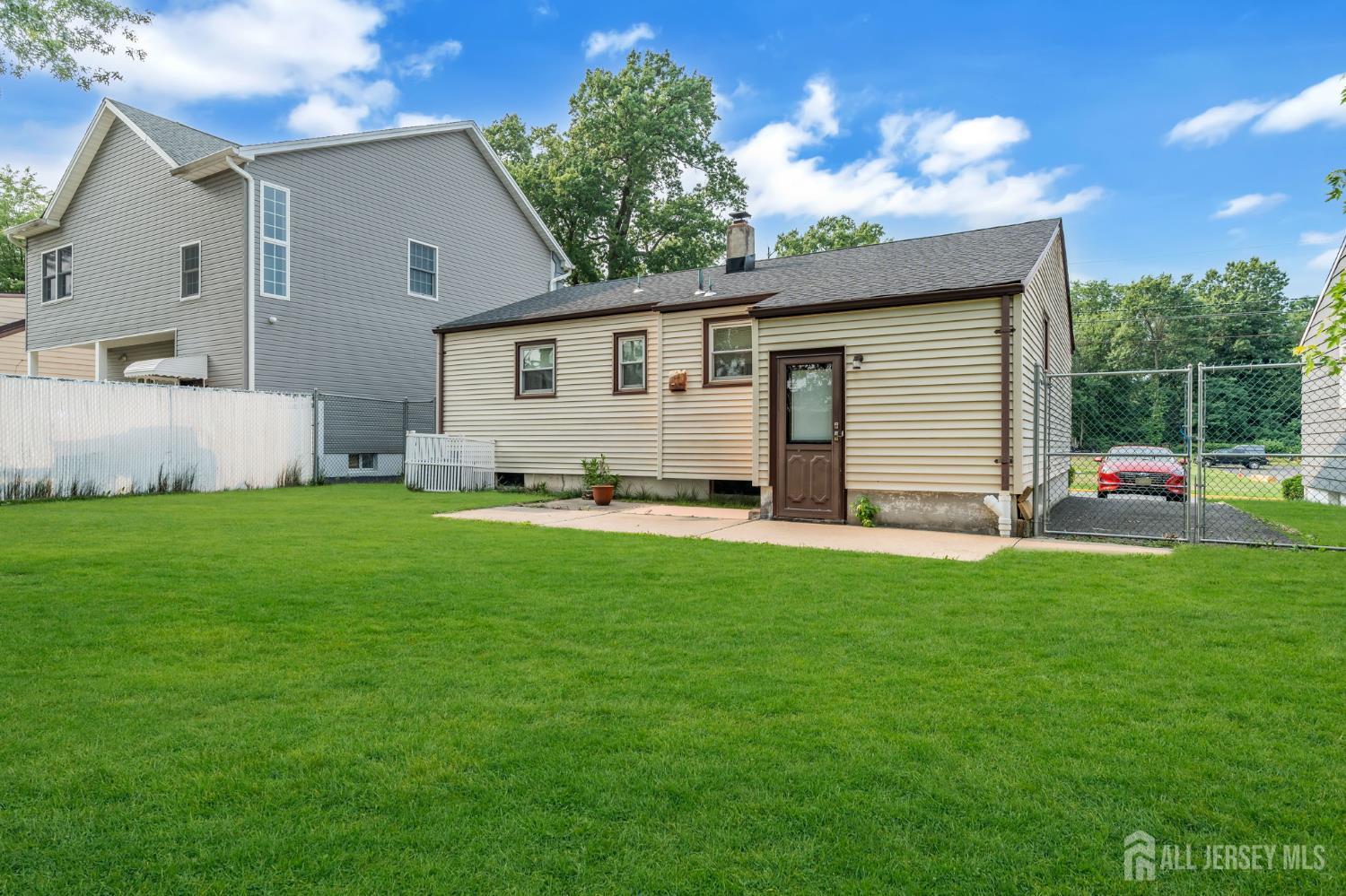 231 Temple Way Colonia NJ 07067