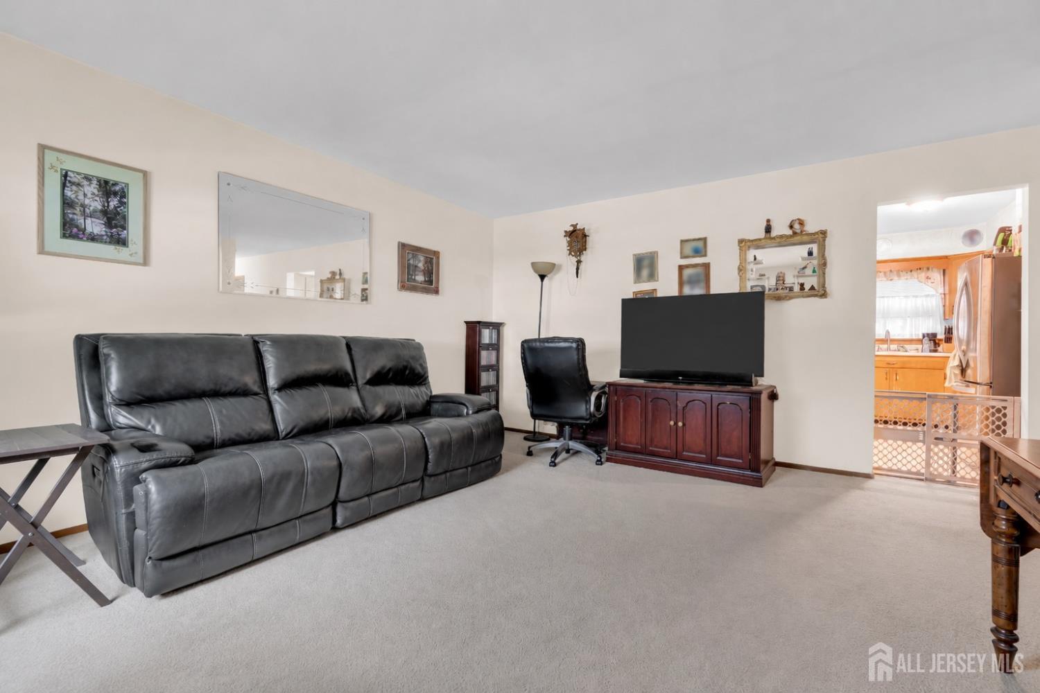 231 Temple Way Colonia NJ 07067