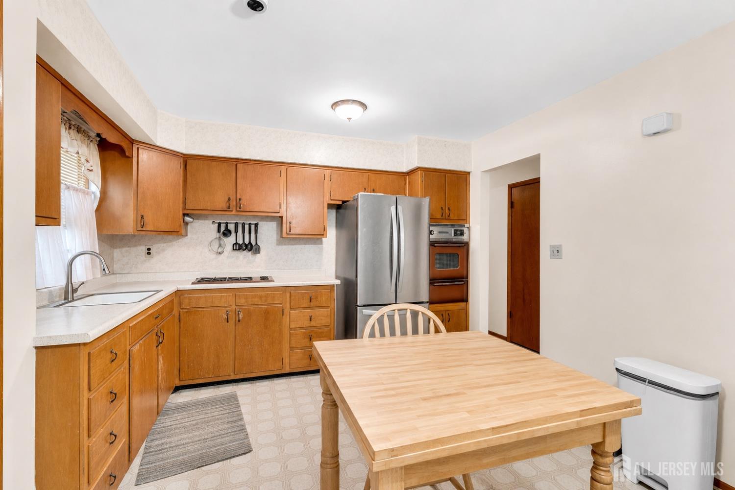 231 Temple Way Colonia NJ 07067