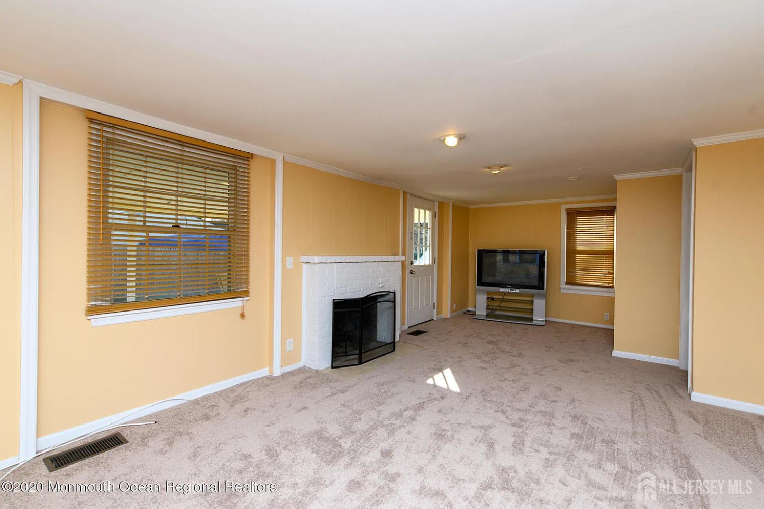 2 Woodbrook Drive Aberdeen NJ 07747