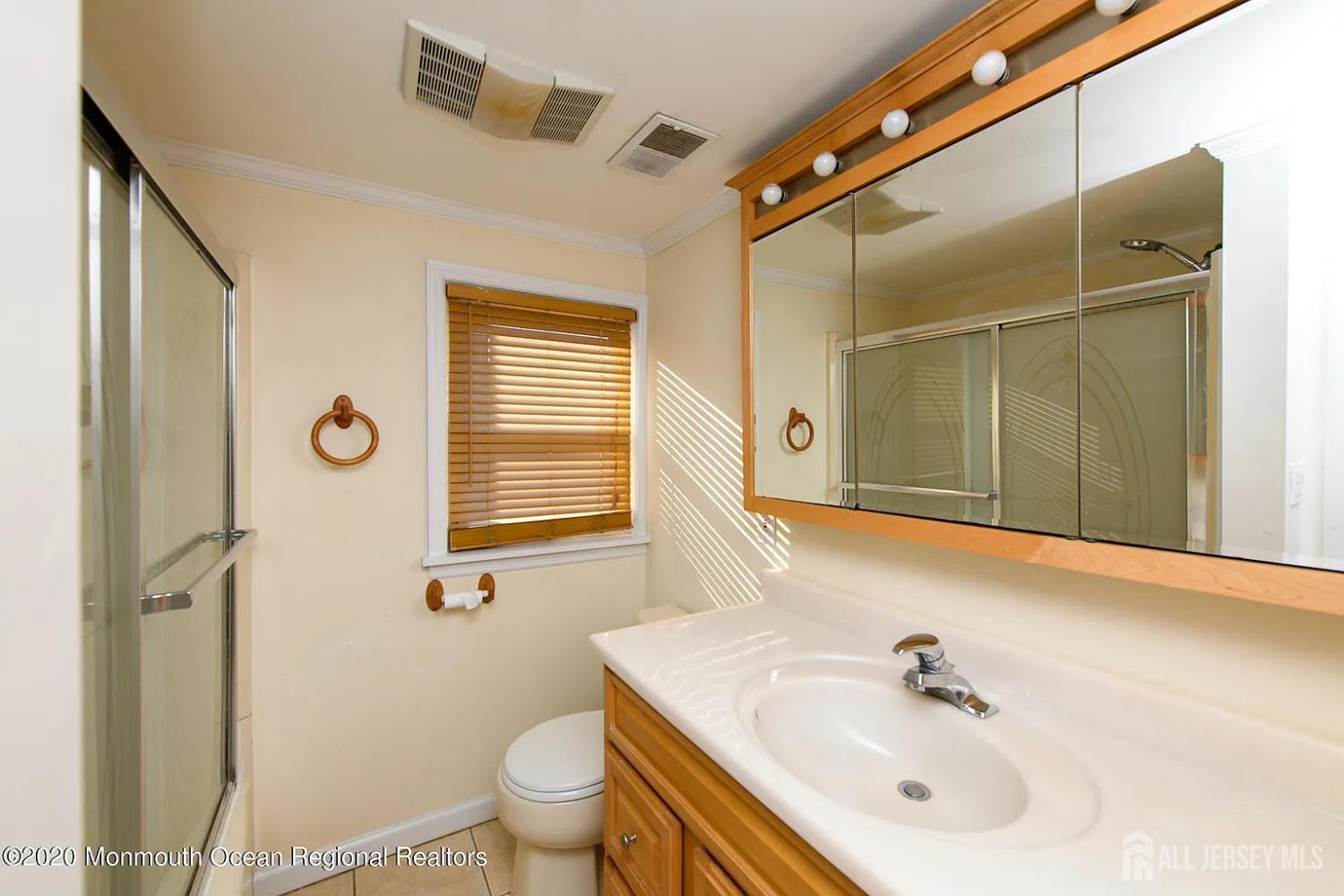 2 Woodbrook Drive Aberdeen NJ 07747