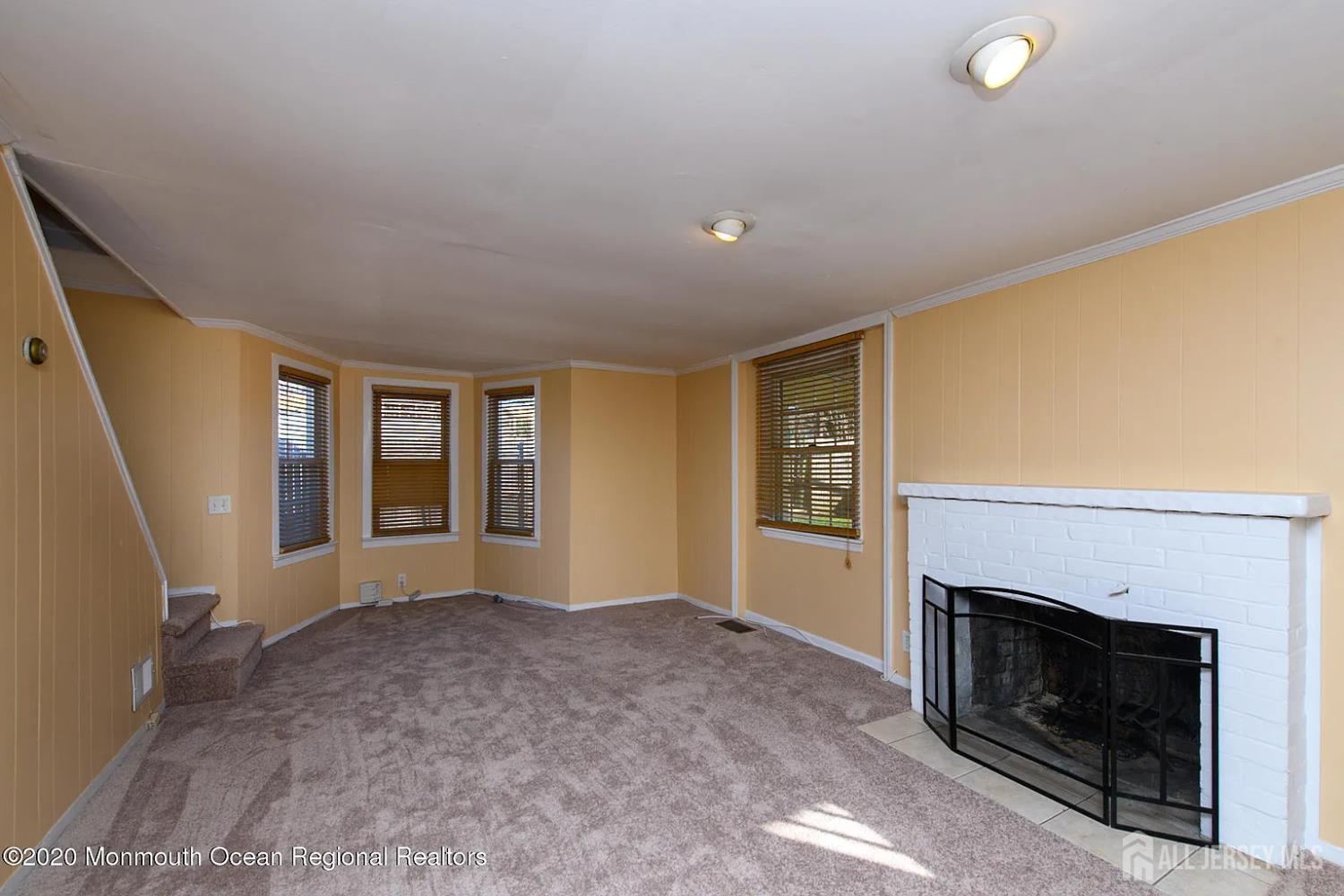 2 Woodbrook Drive Aberdeen NJ 07747