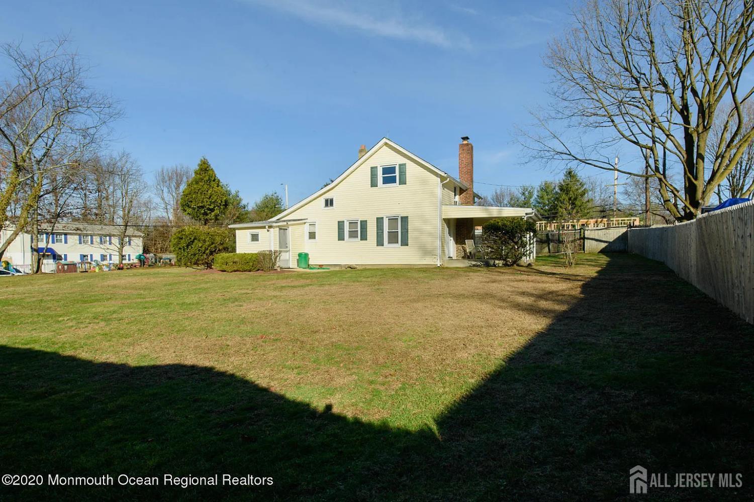 2 Woodbrook Drive Aberdeen NJ 07747