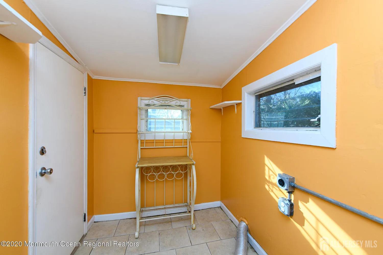 2 Woodbrook Drive Aberdeen NJ 07747