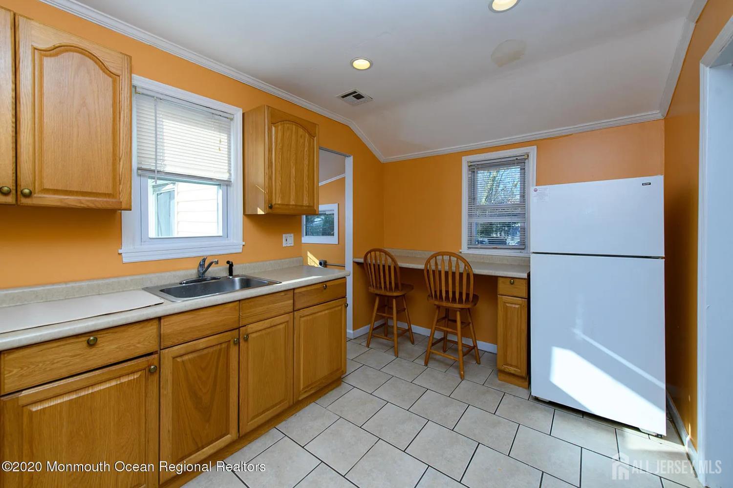 2 Woodbrook Drive Aberdeen NJ 07747