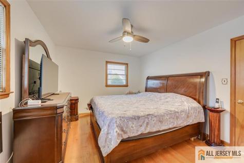 26 Goodwill Place Metuchen NJ 08840