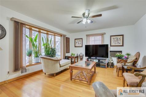 26 Goodwill Place Metuchen NJ 08840