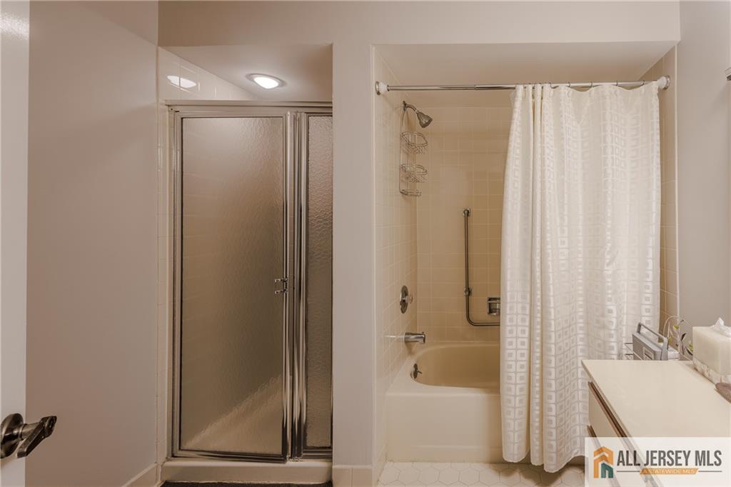 12 Rothwell Drive Monroe NJ 08831