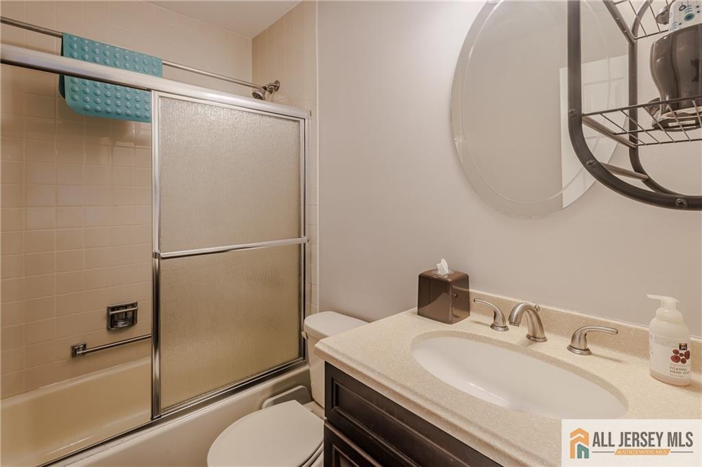 12 Rothwell Drive Monroe NJ 08831
