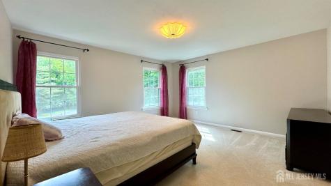 507 Timber Oaks Road Edison NJ 08820