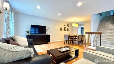 507 Timber Oaks Road Edison NJ 08820