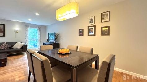 507 Timber Oaks Road Edison NJ 08820