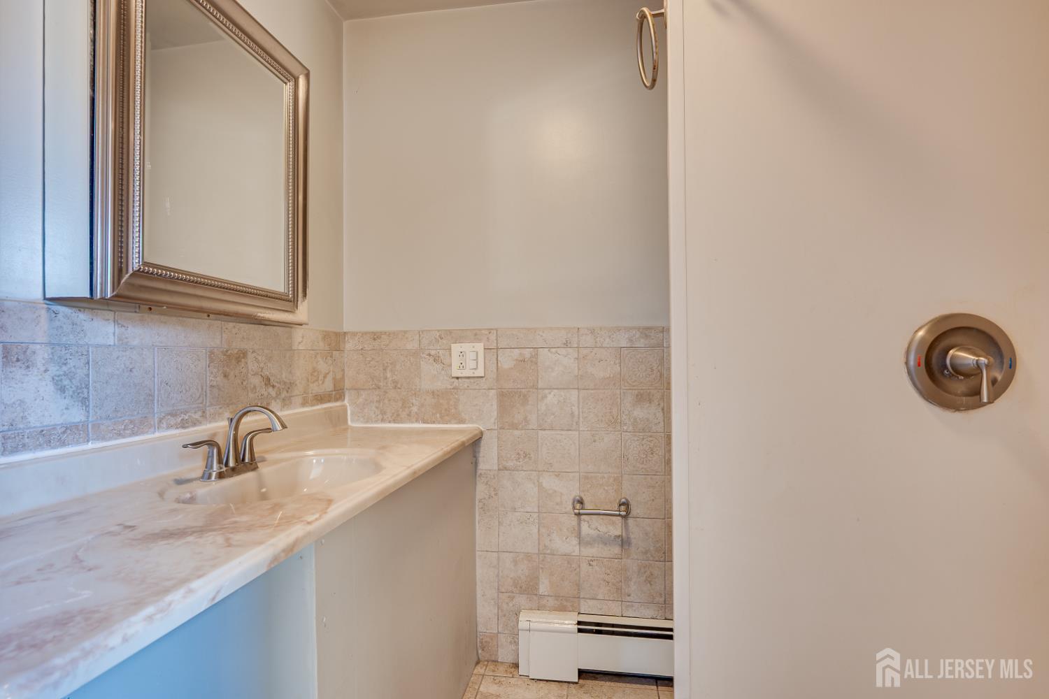 228 Oneida Place North Plainfield NJ 07060