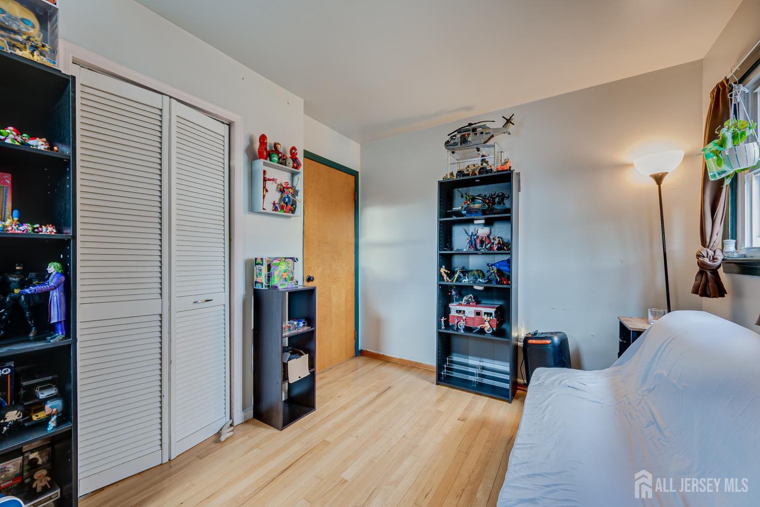 228 Oneida Place North Plainfield NJ 07060