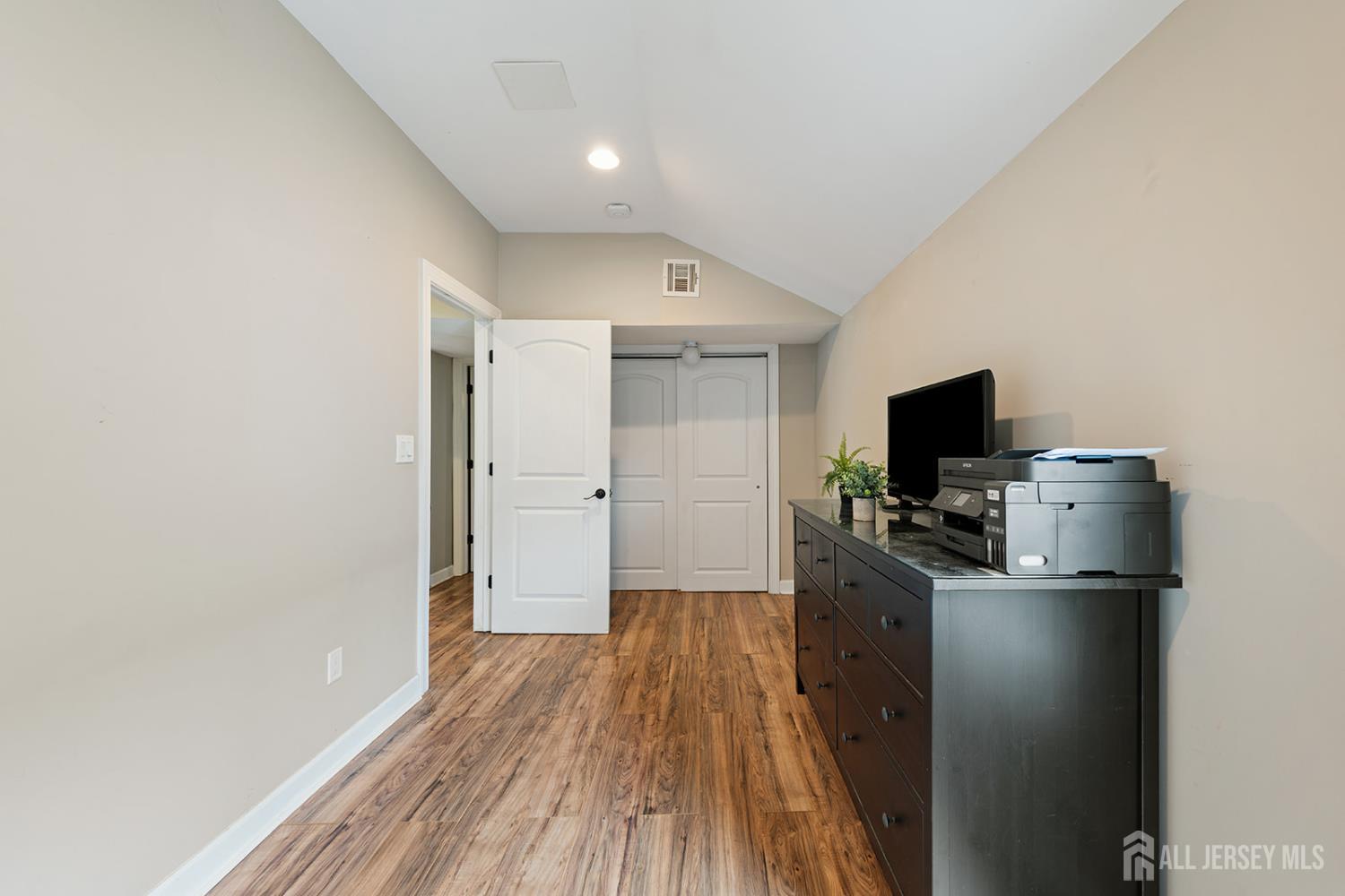 285 Shoreland Circle Old Bridge NJ 08879