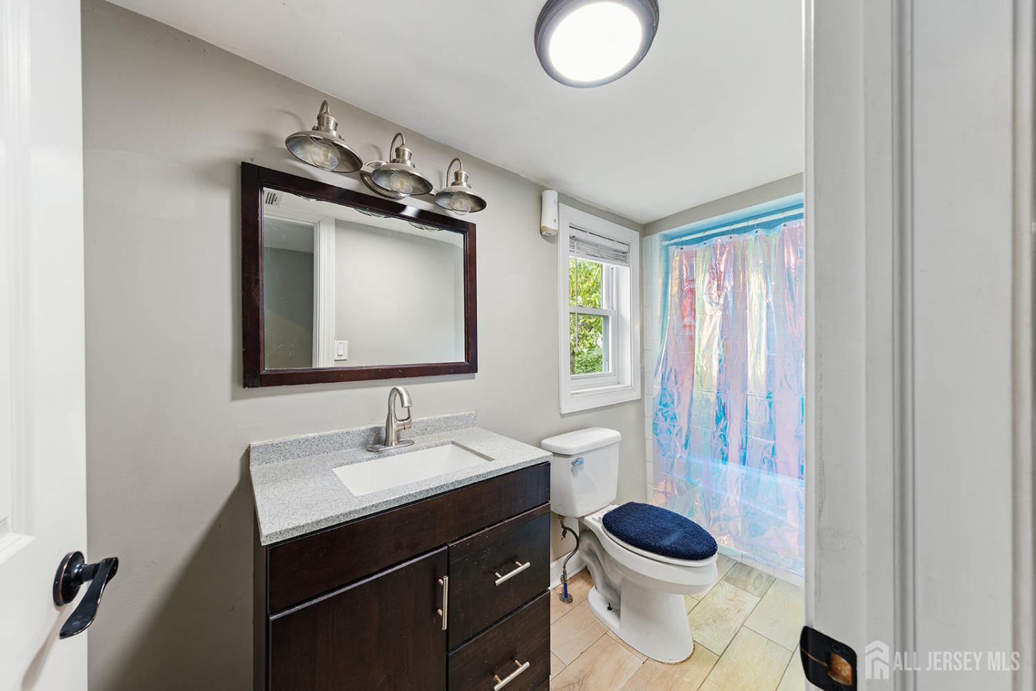 285 Shoreland Circle Old Bridge NJ 08879