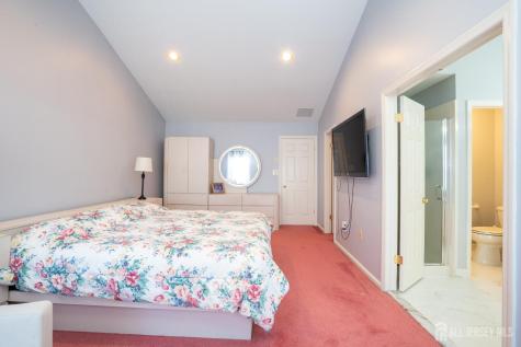 14 Holohan Drive Plainsboro NJ 08536
